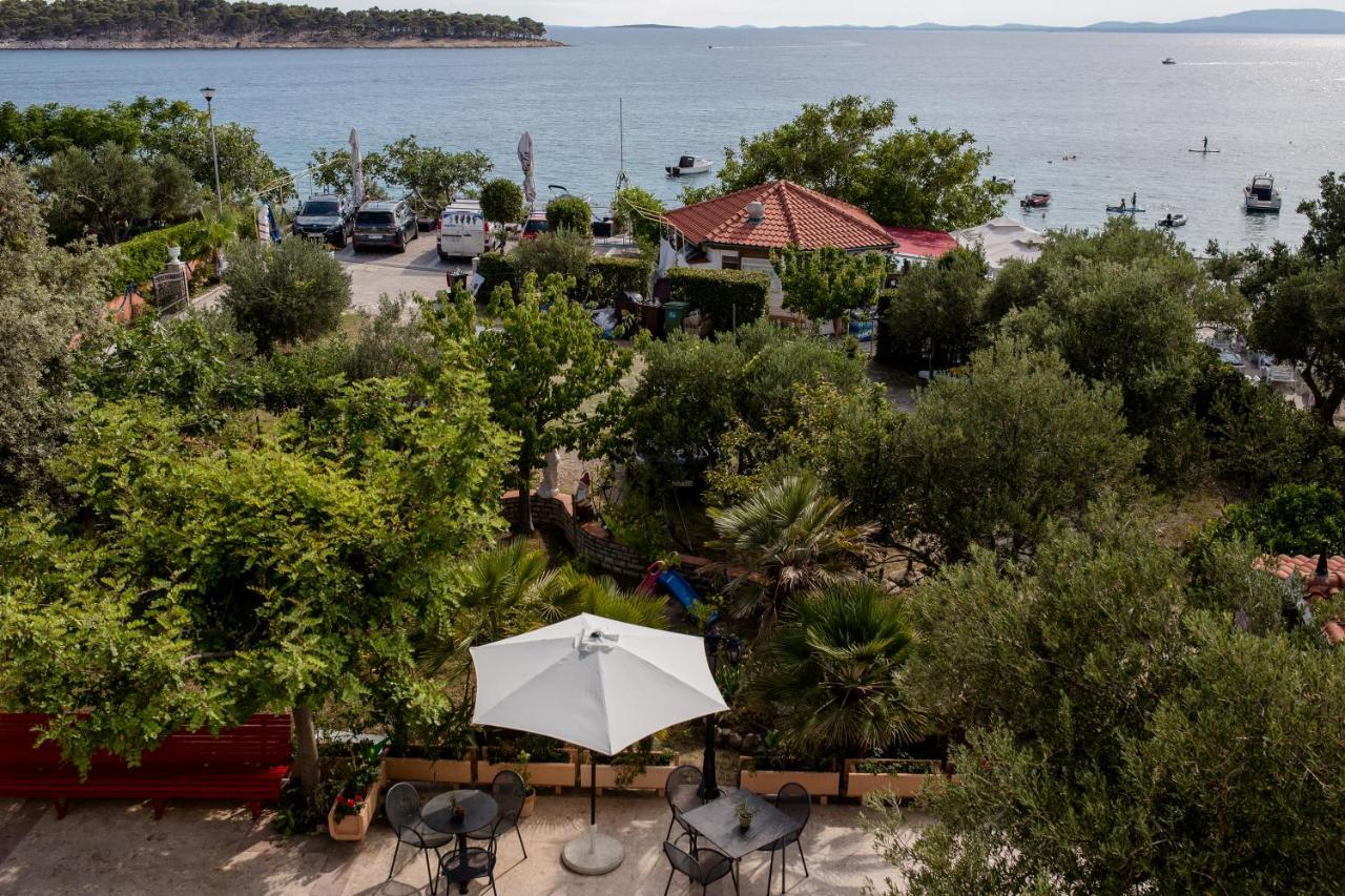 Apartments Vesela Banjol Szoba fotó